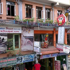 Nana Hotel